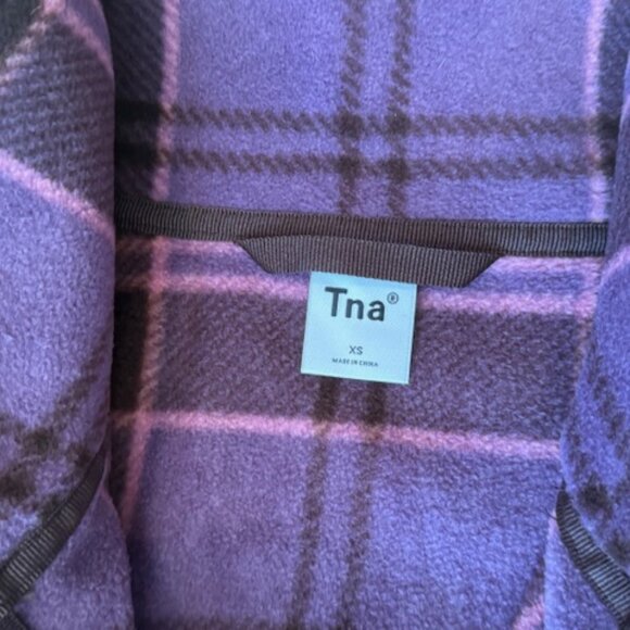 NWT Women's TNA Purple Plaid Fleece in XS - Picture 4 of 7